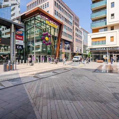 Cascade Corvin Apartment Budapest Luaran gambar
