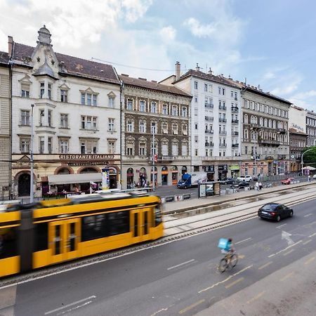 Cascade Corvin Apartment Budapest Luaran gambar